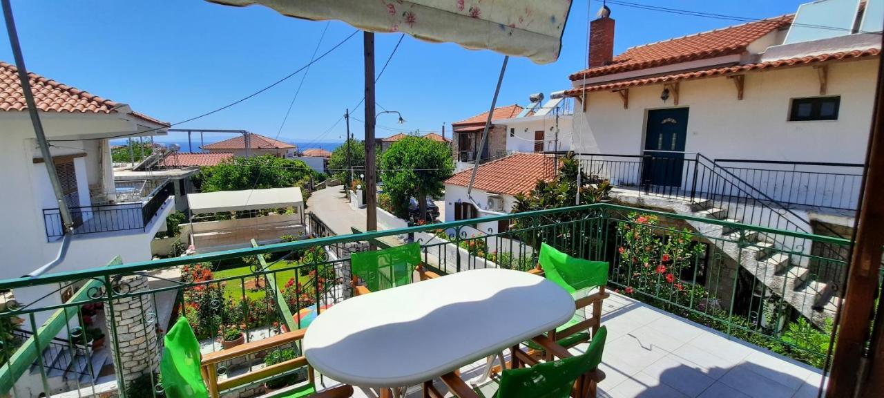 Maistreli Hotel Apartments Stoúpa Quarto foto